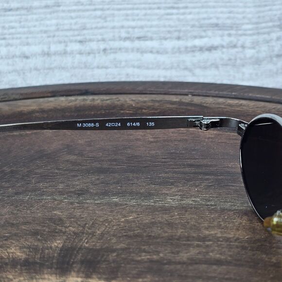 Vintage Moschino Y2K M 3088-S Womens Oval Metal Sunglasses Gorpcore Grunge Italy